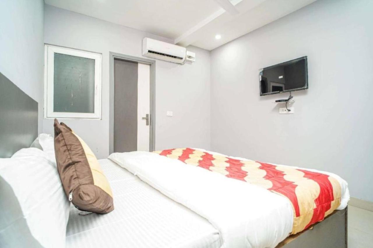 Dream Near Laxmi Nagar 